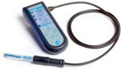 SENSION+ MM150 Kit portabil pentru măsurarea pH-ului şi a conductivităţii